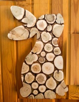 Панно из можжевельника Заяц №1